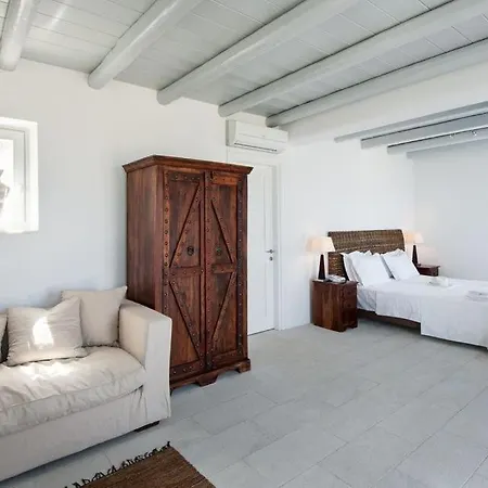 Paros Sleeps 13 Pool Air Con Wifi Villa *