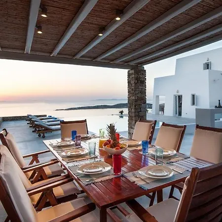 Villa Paros Sleeps 13 Pool Air Con Wifi *